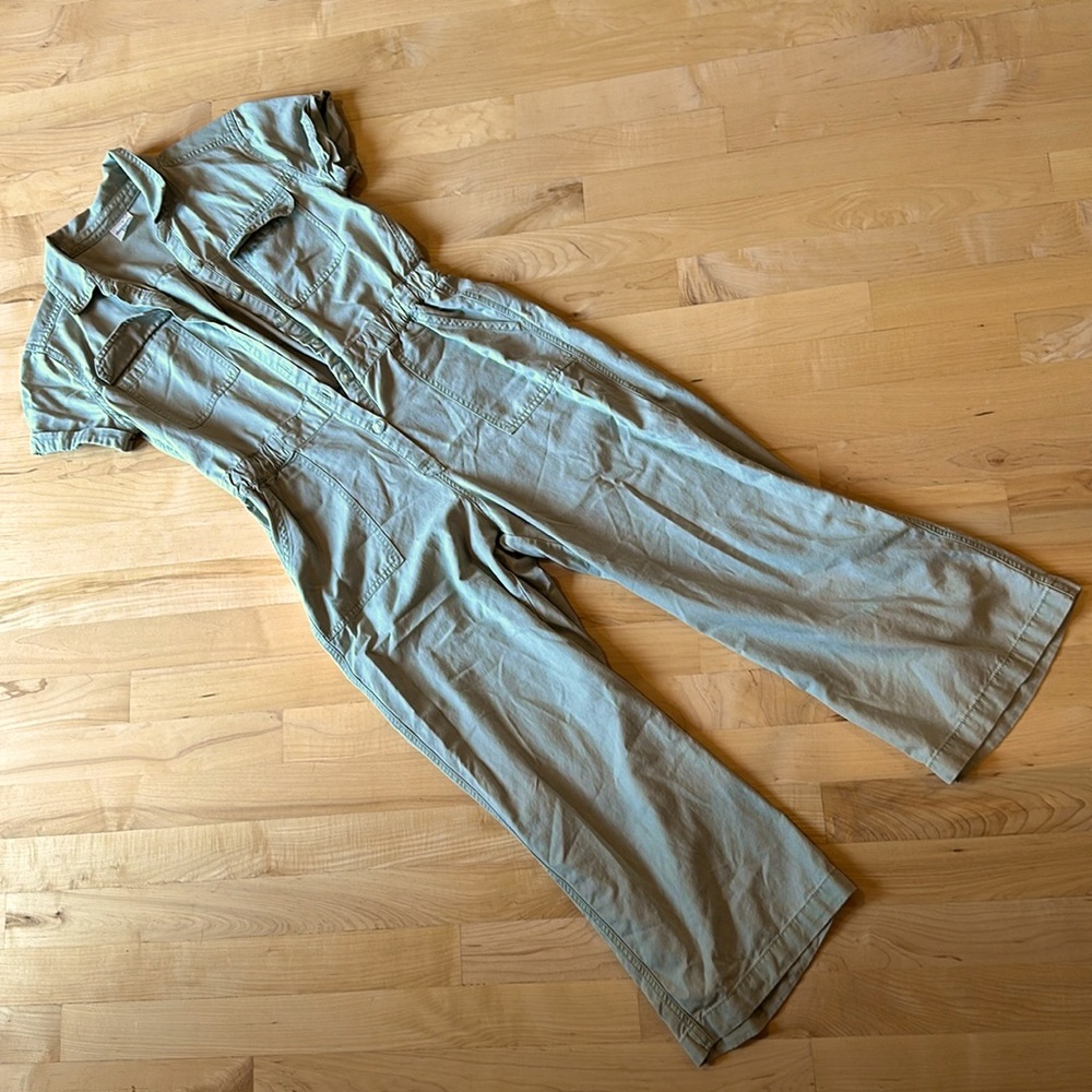 3/$20 ✨ Abercrombie Kids Girls Green Drapey Twill Jumpsuit